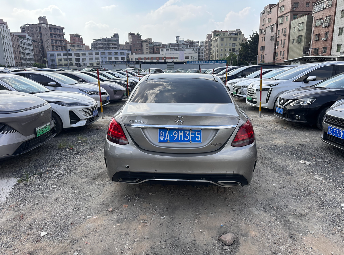 2020  Mercedes-Benz C200L