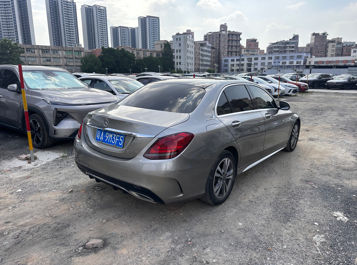 2020  Mercedes-Benz C200L