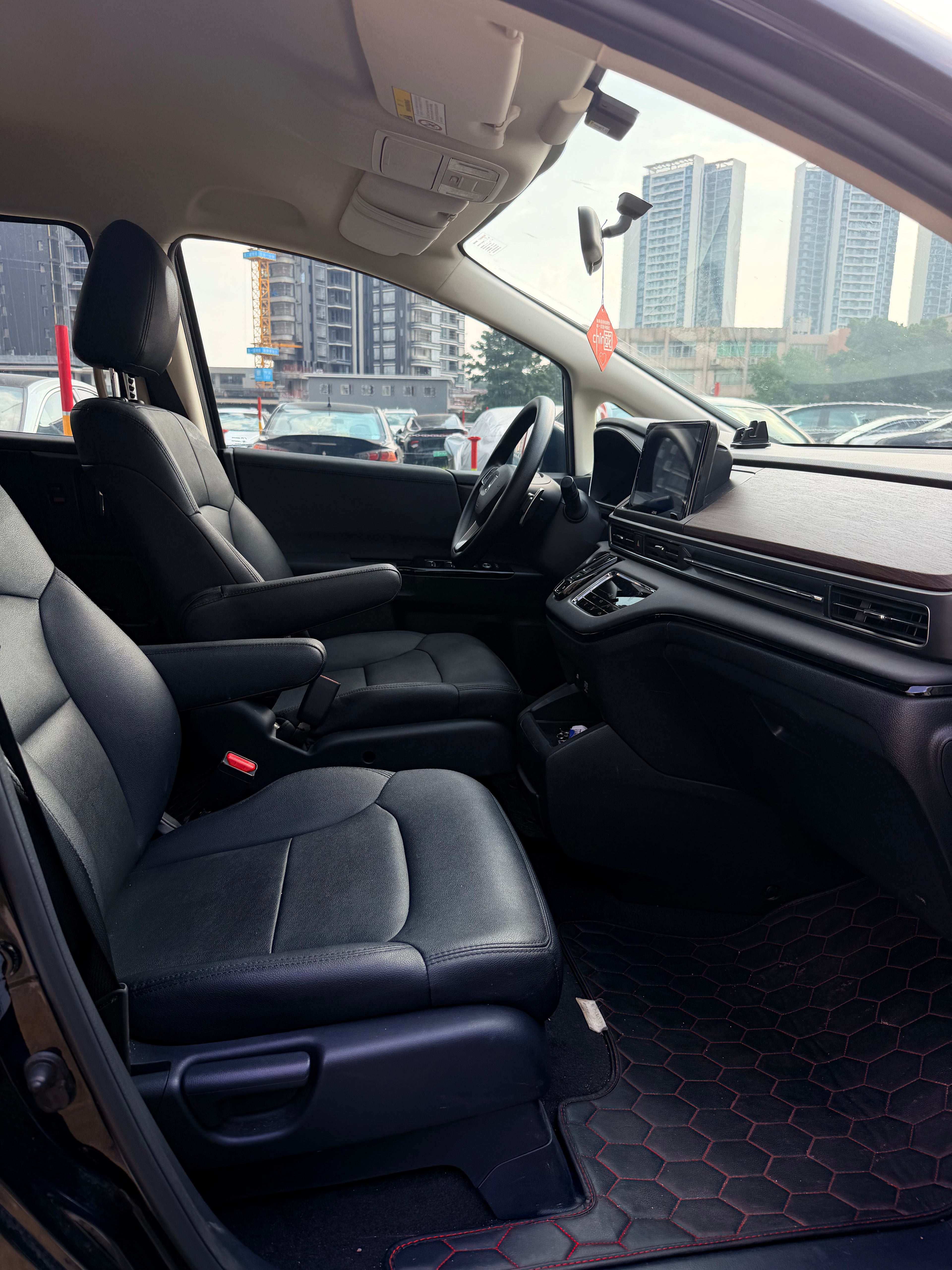 2025 Honda Odyssey（Black）