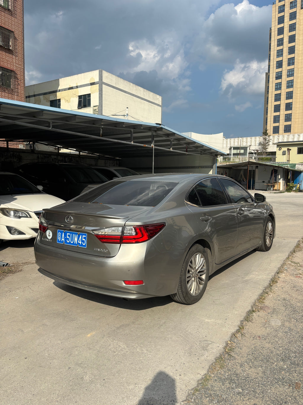 Lexus ES200 Sedan