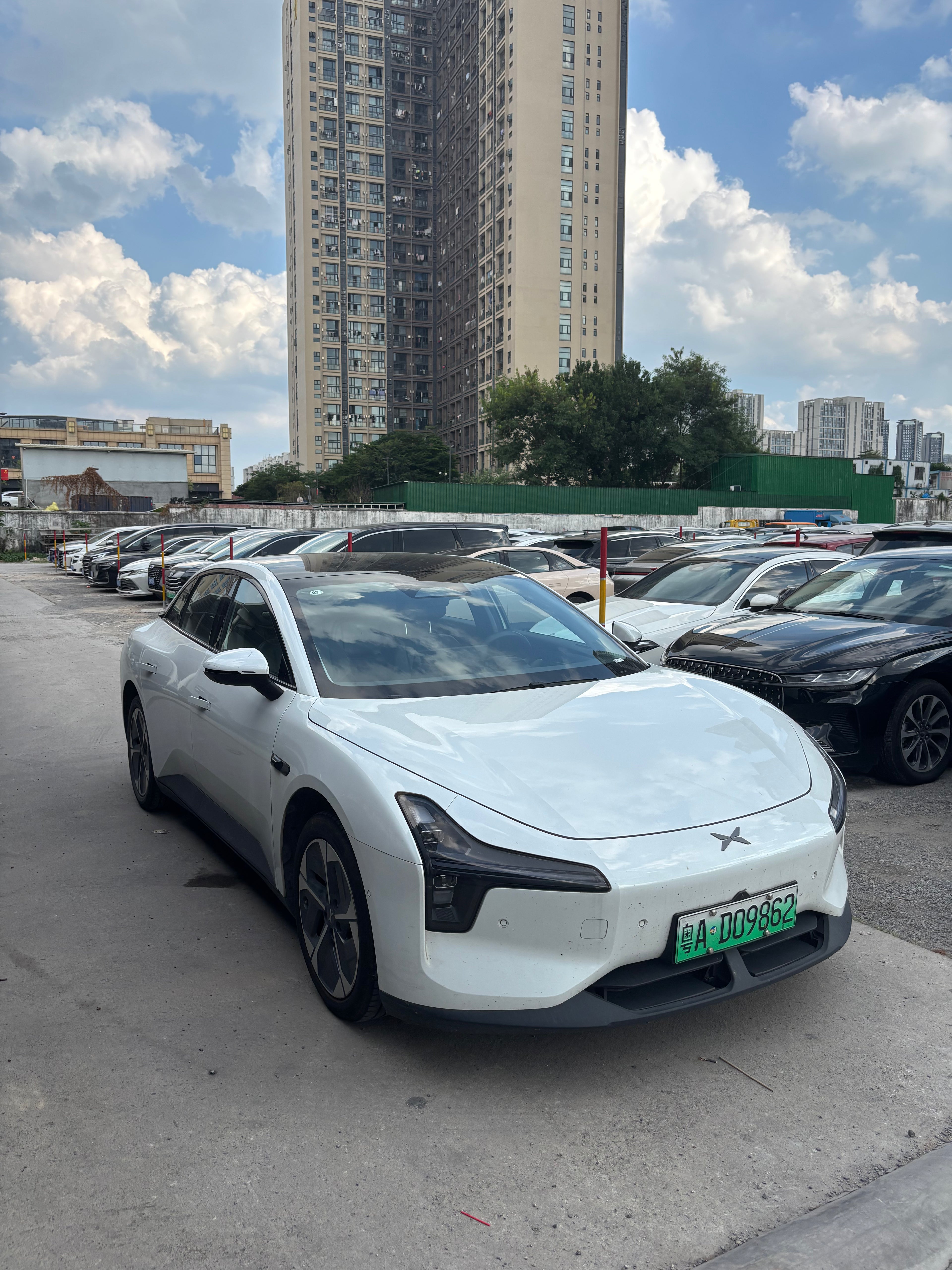 2025 Xpeng NONA Mo3 Sedan