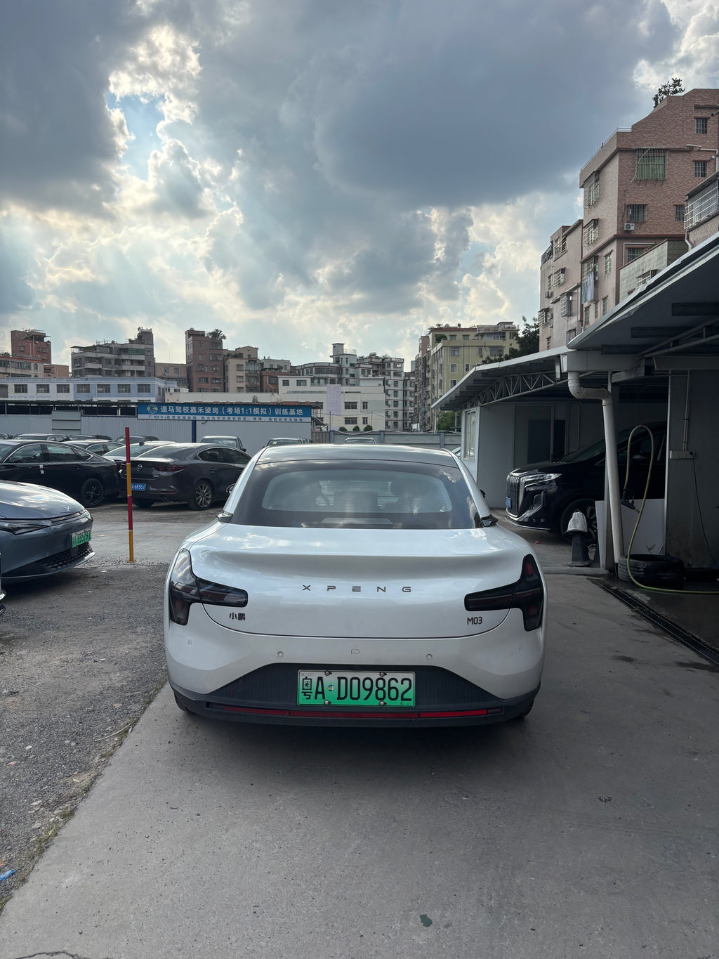 2025 Xpeng NONA Mo3 Sedan