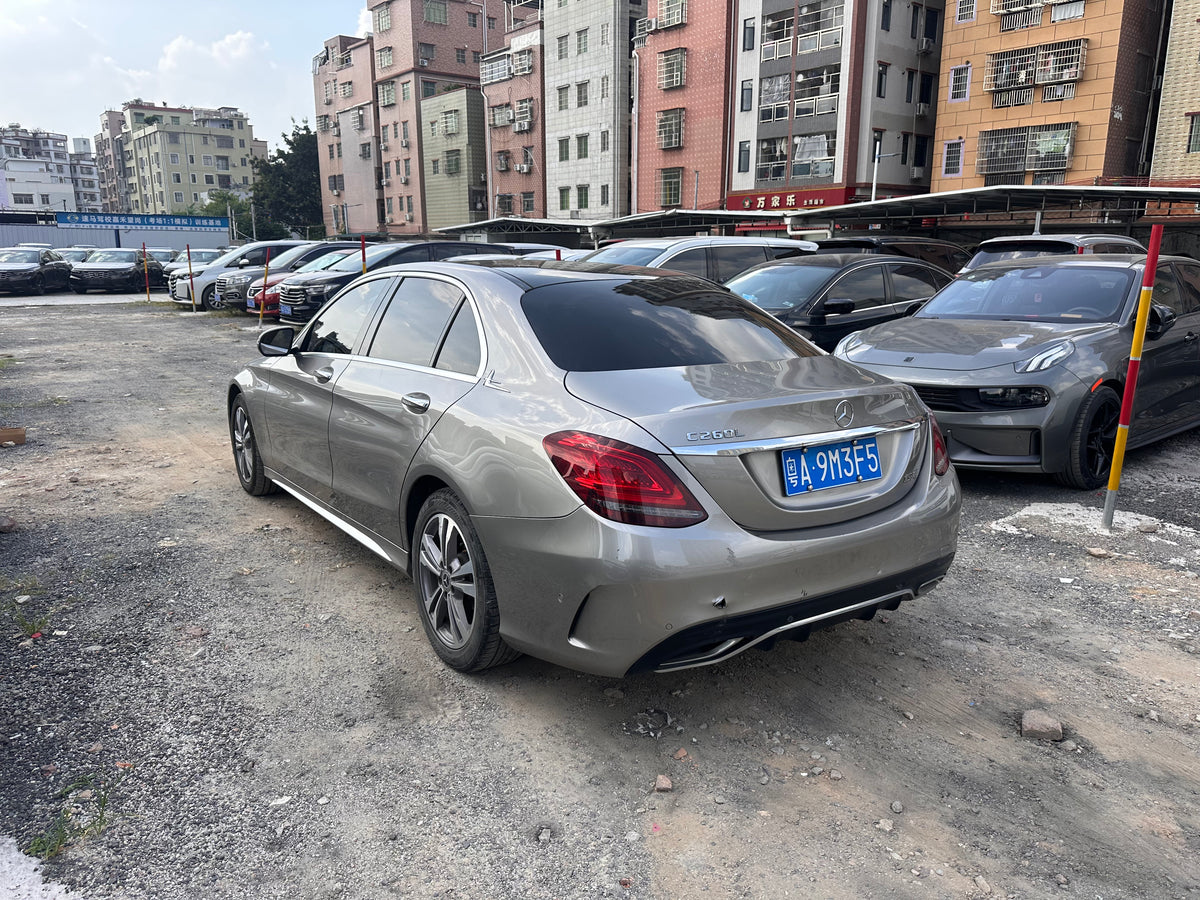2020  Mercedes-Benz C200L