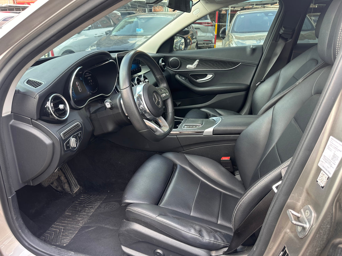 2020  Mercedes-Benz C200L