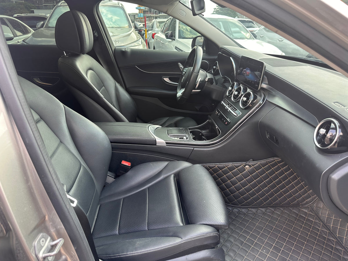 2020  Mercedes-Benz C200L